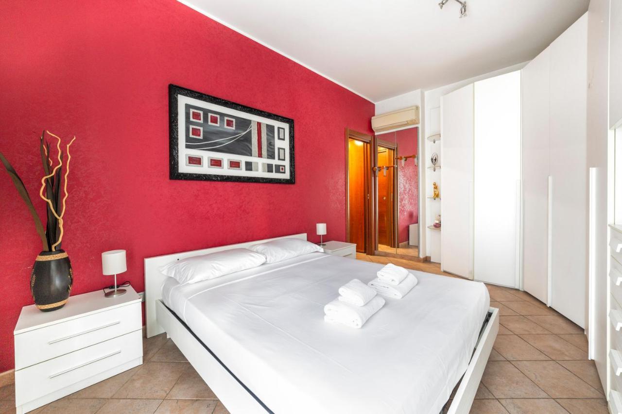 Martesana Flat With Balcony - M1 Gorla And Turro Apartment Милано Екстериор снимка