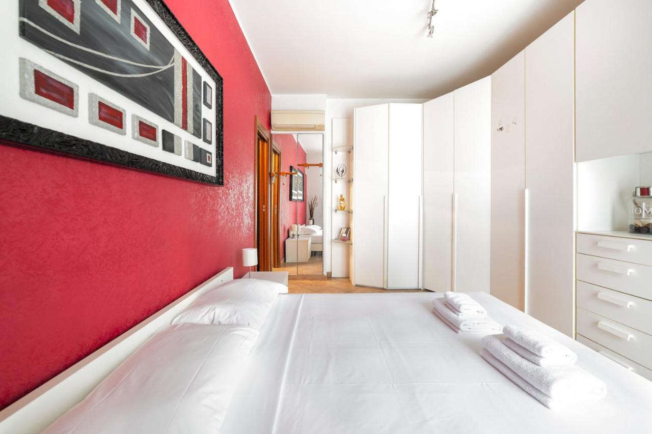Martesana Flat With Balcony - M1 Gorla And Turro Apartment Милано Екстериор снимка